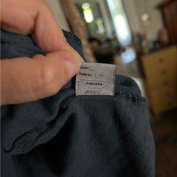 Gaia Conceptions | Navy Blue Simplicity Short Skirt - Picture 4 of 7